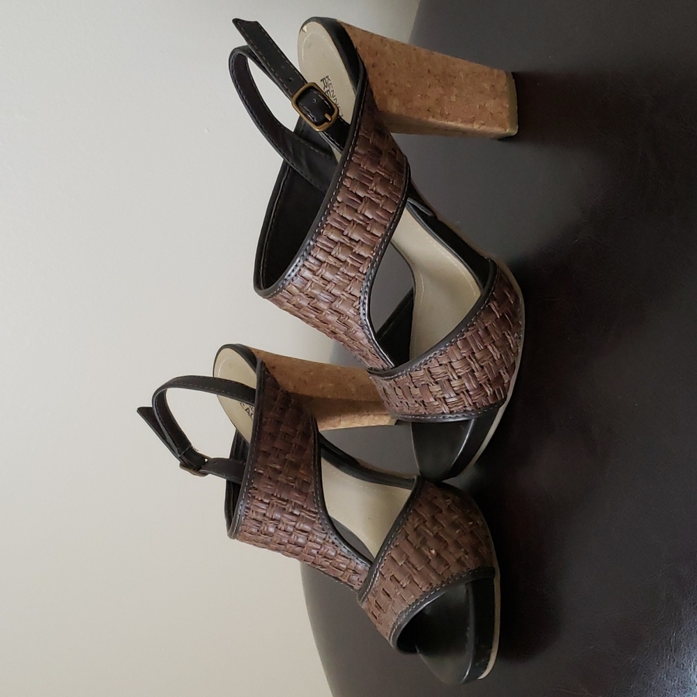 Women's sandals